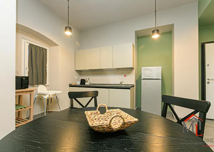 Centro Storico Apartments S3 Smeraldo Genoa